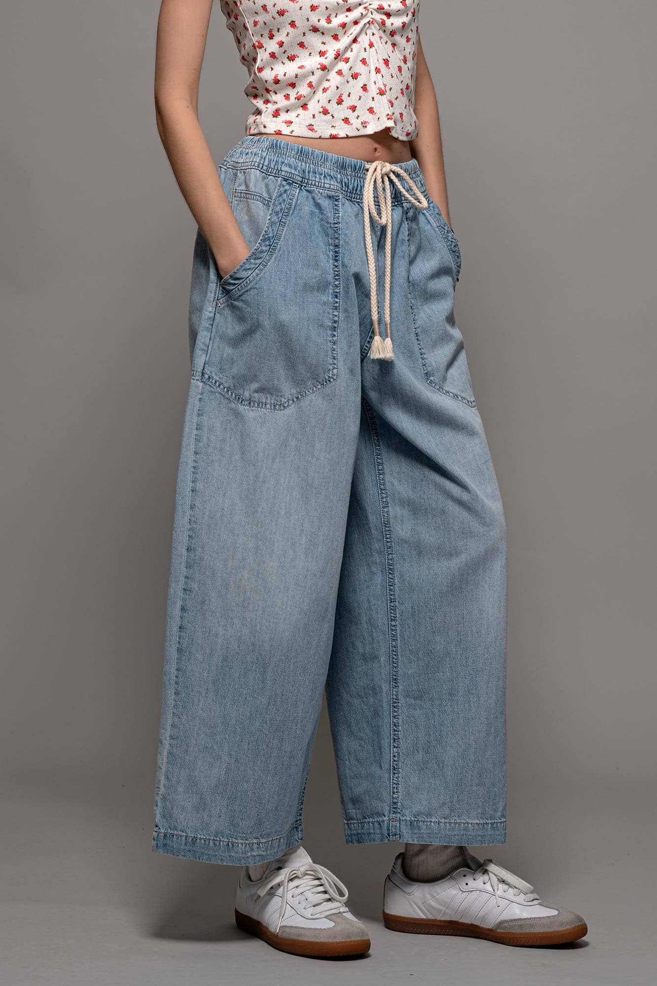 Coastal Breeze Wide-Leg Cropped Denim Pants