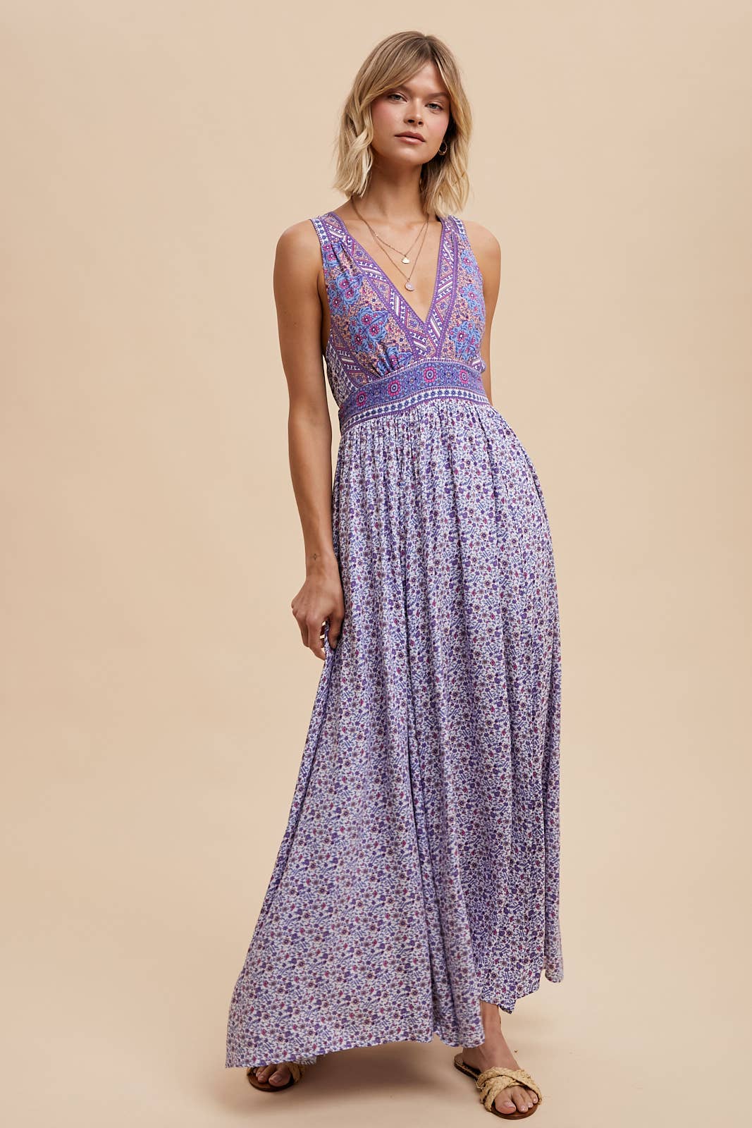 Border Print V-Neck Maxi Dress