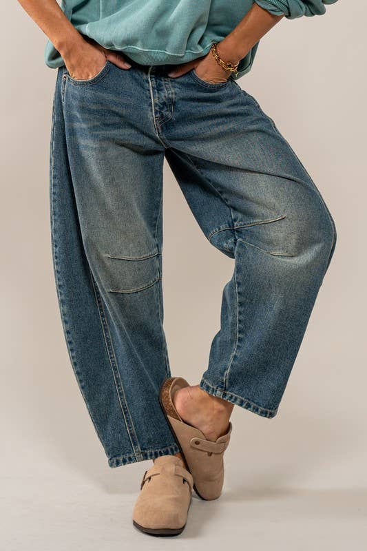 Light Dirty Wash Barrel Leg Jeans