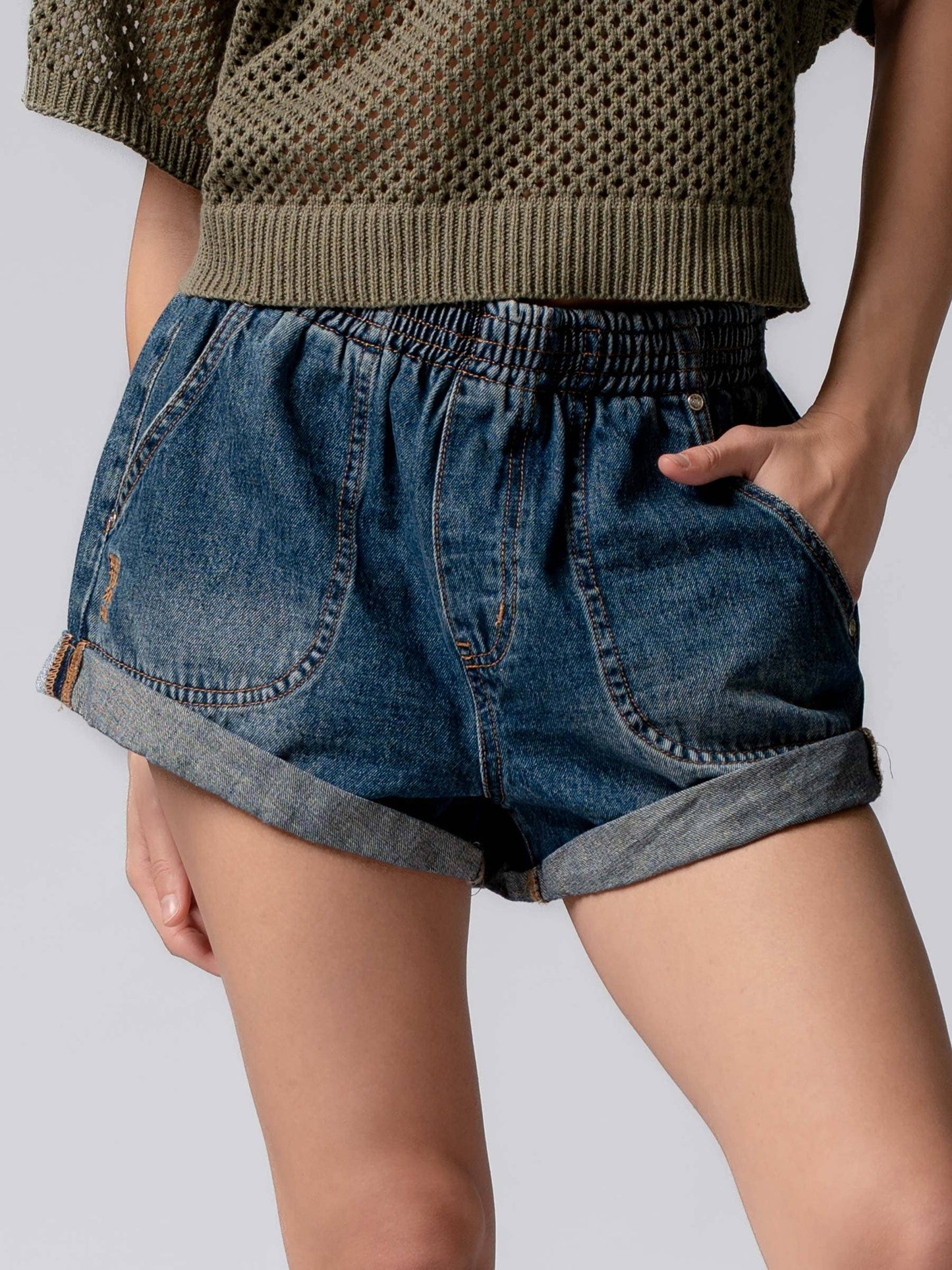 Spring Elastic Waist Cuffed Print Shorts
