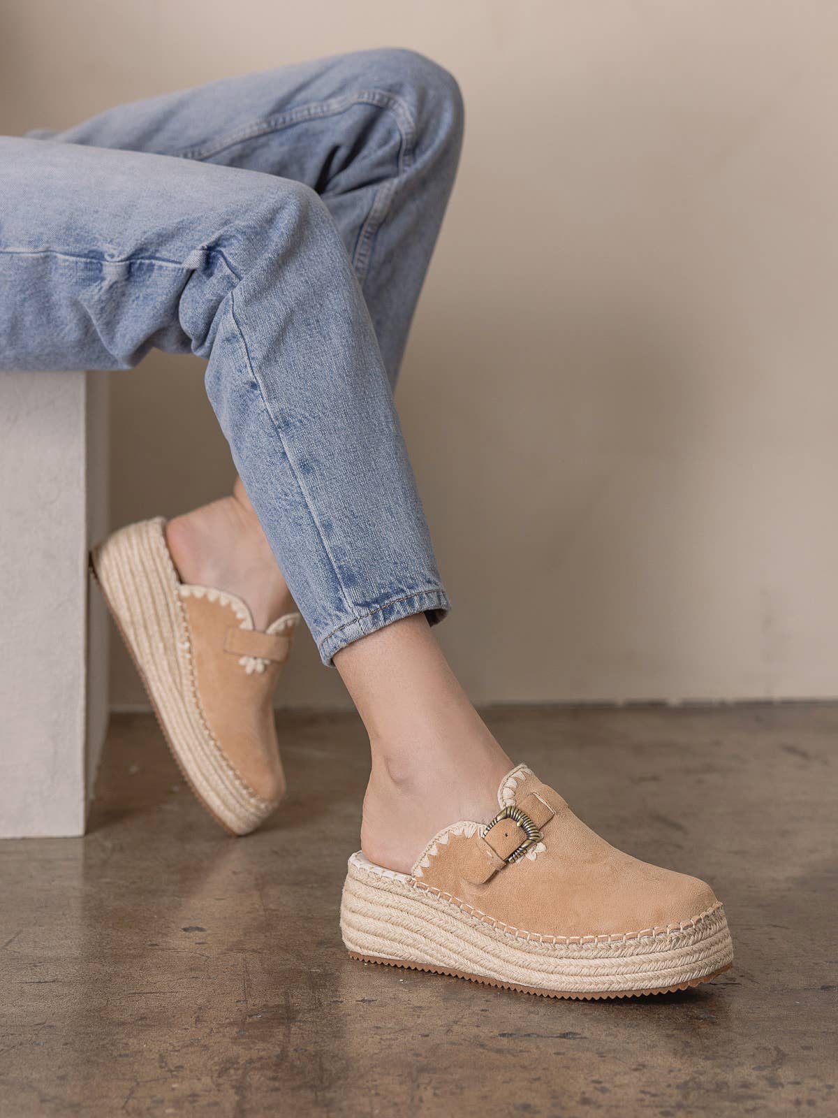The Edith | Almond Clog