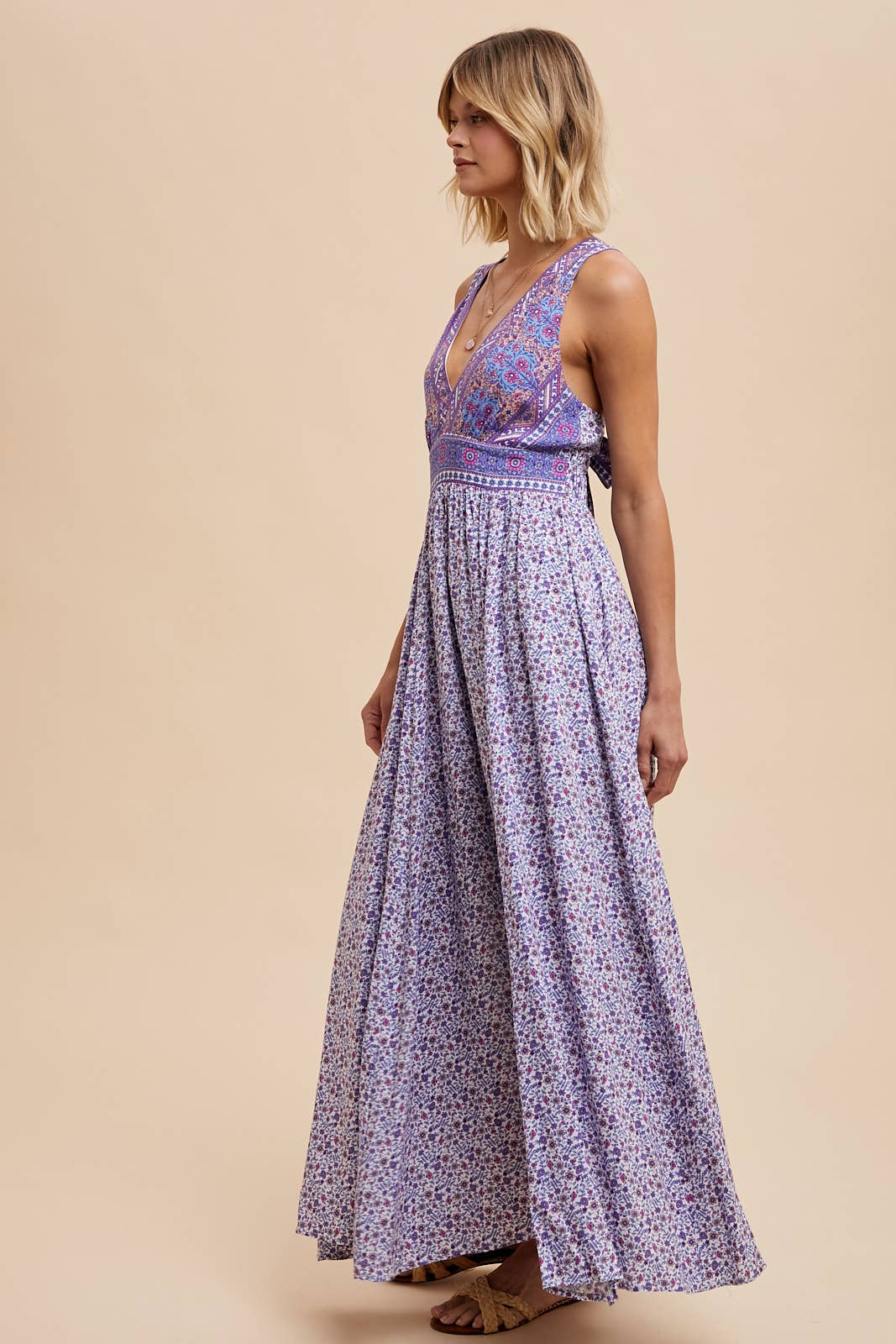 Border Print V-Neck Maxi Dress