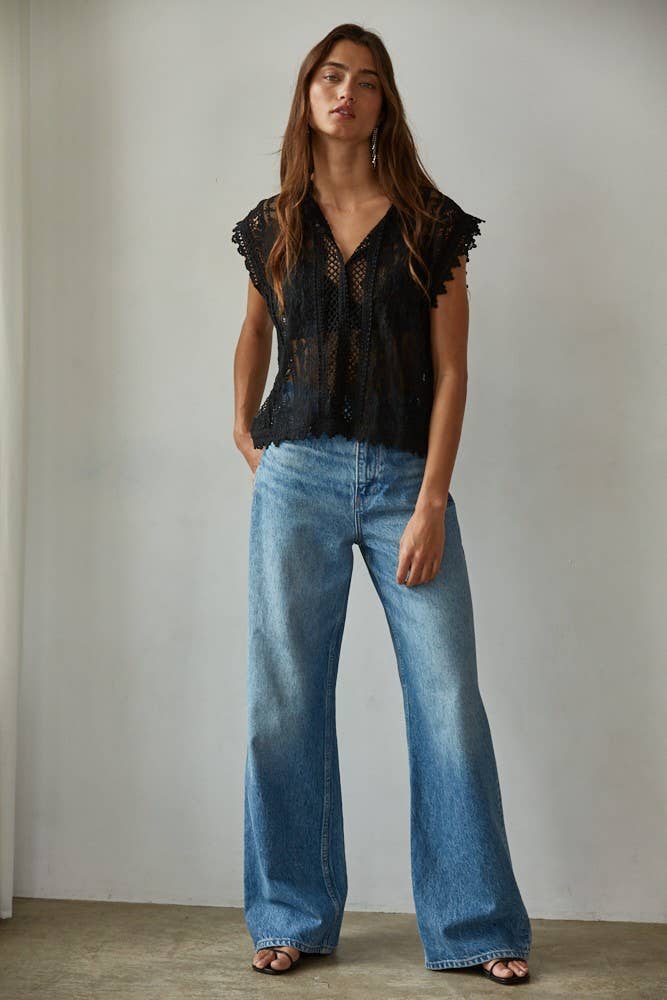 Woven Cotton Lace Buttondown Sleeveless Top