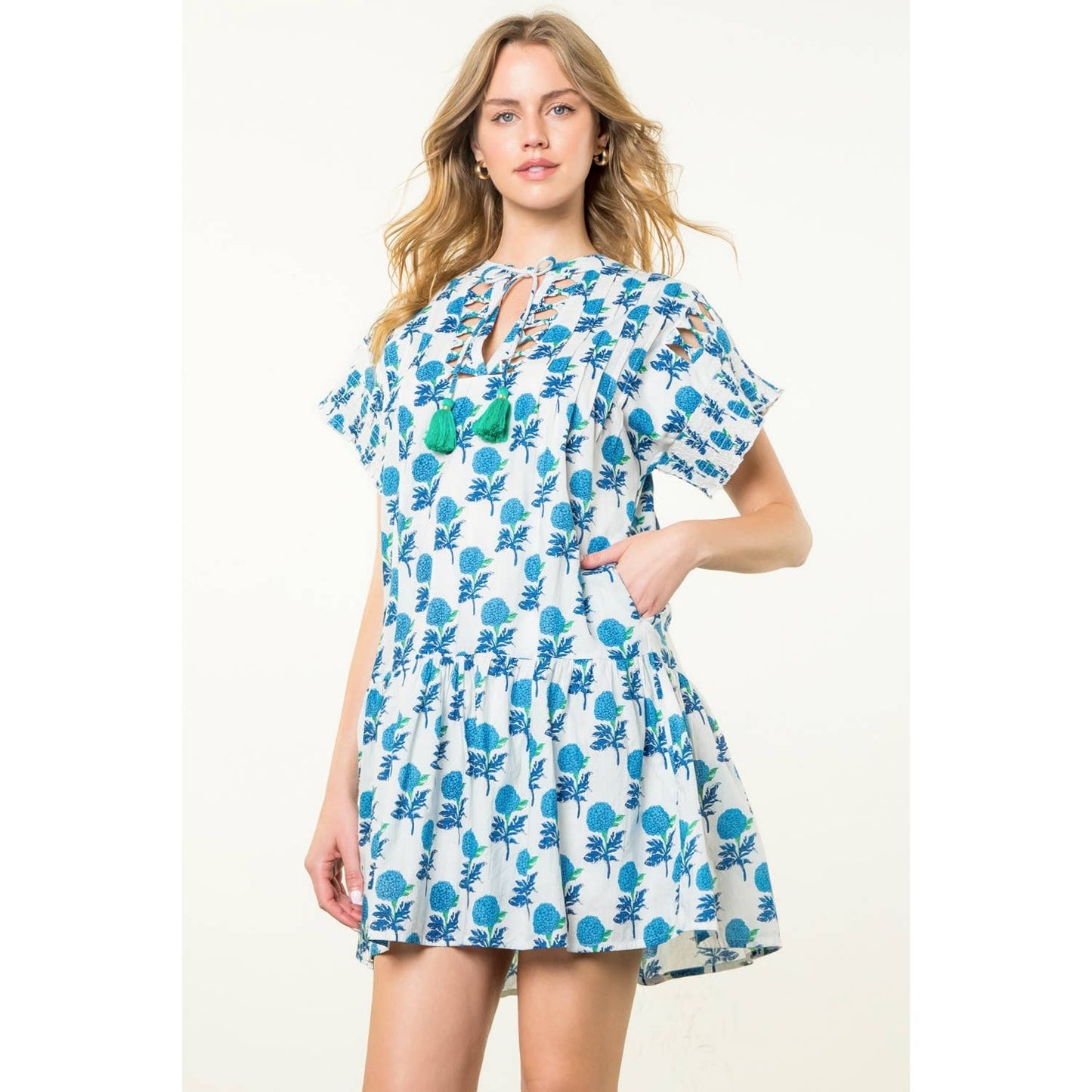 Short Sleeve Tassel Tie Floral Dress