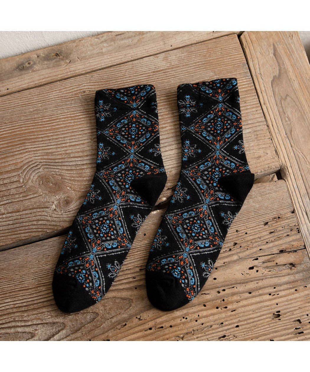 Retro Mid-calf Patterned Socks