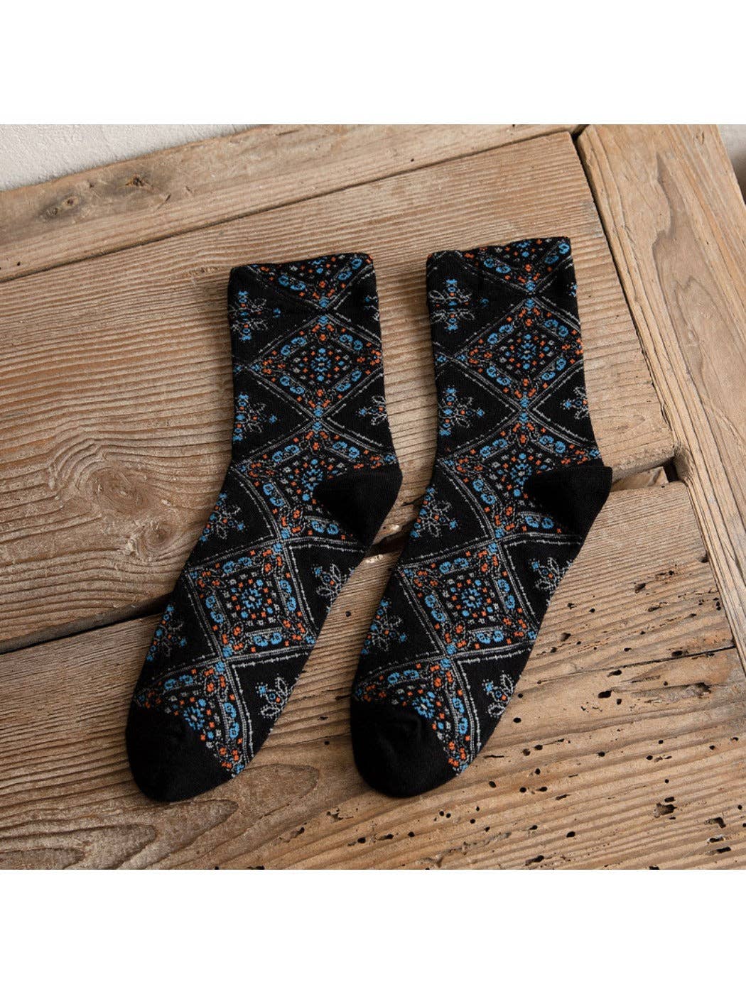 Retro Mid-calf Patterned Socks