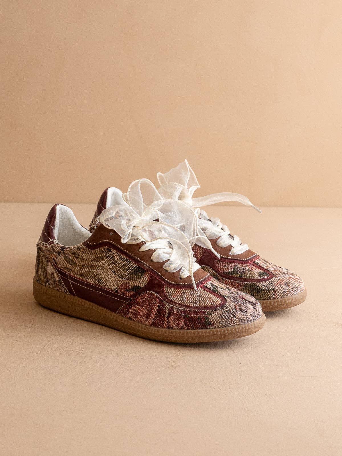 The Dalia | Mauve Sneaker
