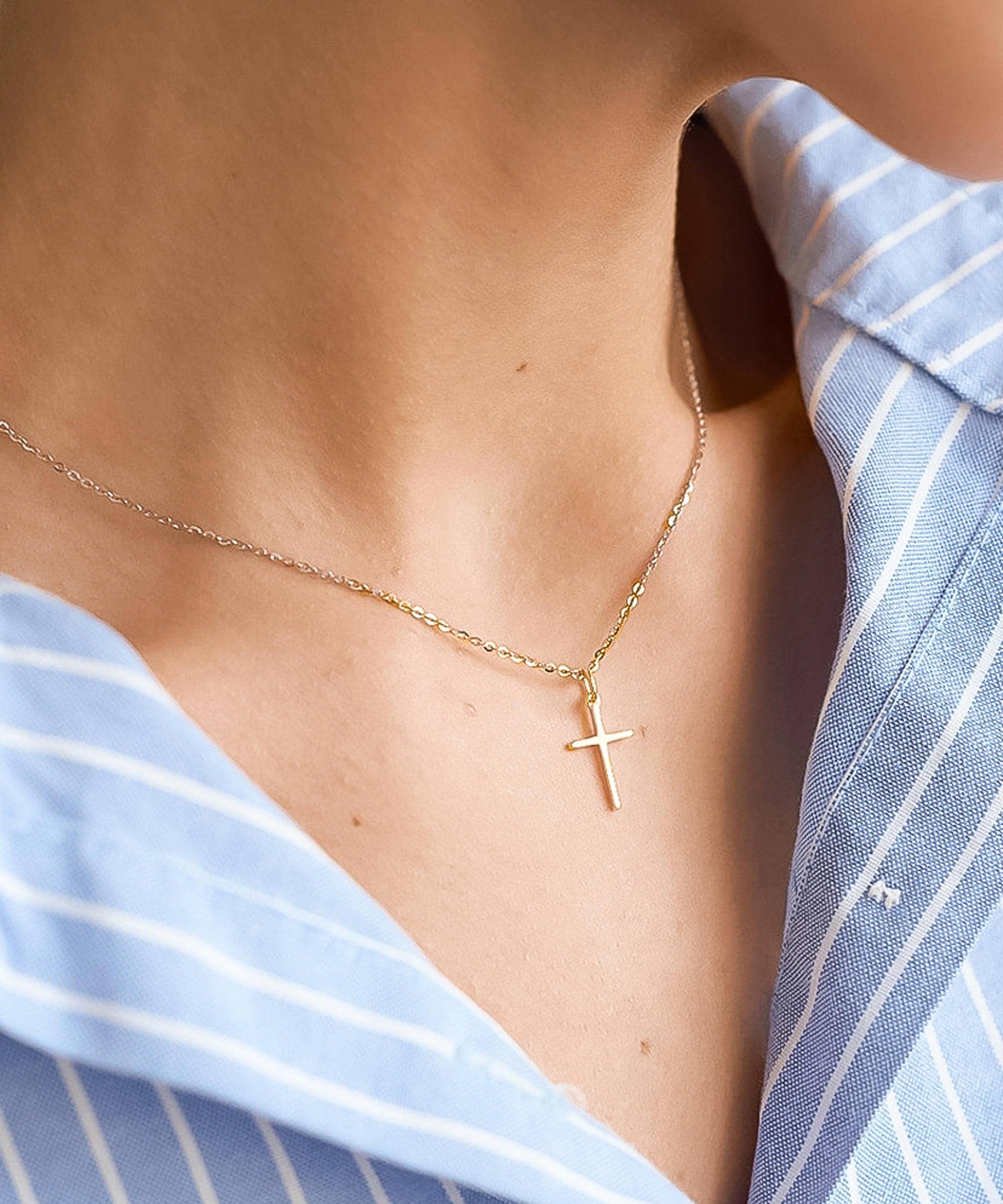 Tirza 18K Gold Non-Tarnish Small Cross Necklace