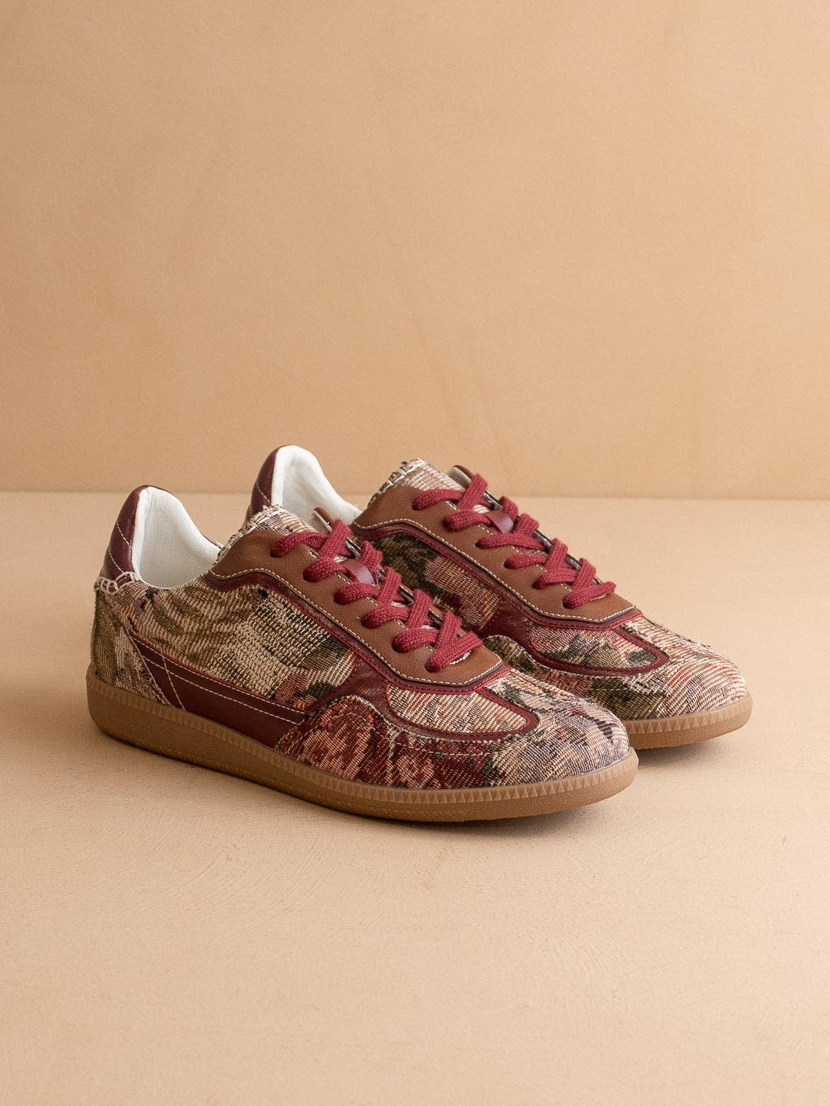 The Dalia | Mauve Sneaker