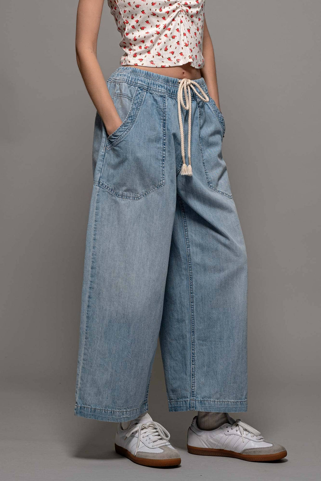 Coastal Breeze Wide-Leg Cropped Denim Pants