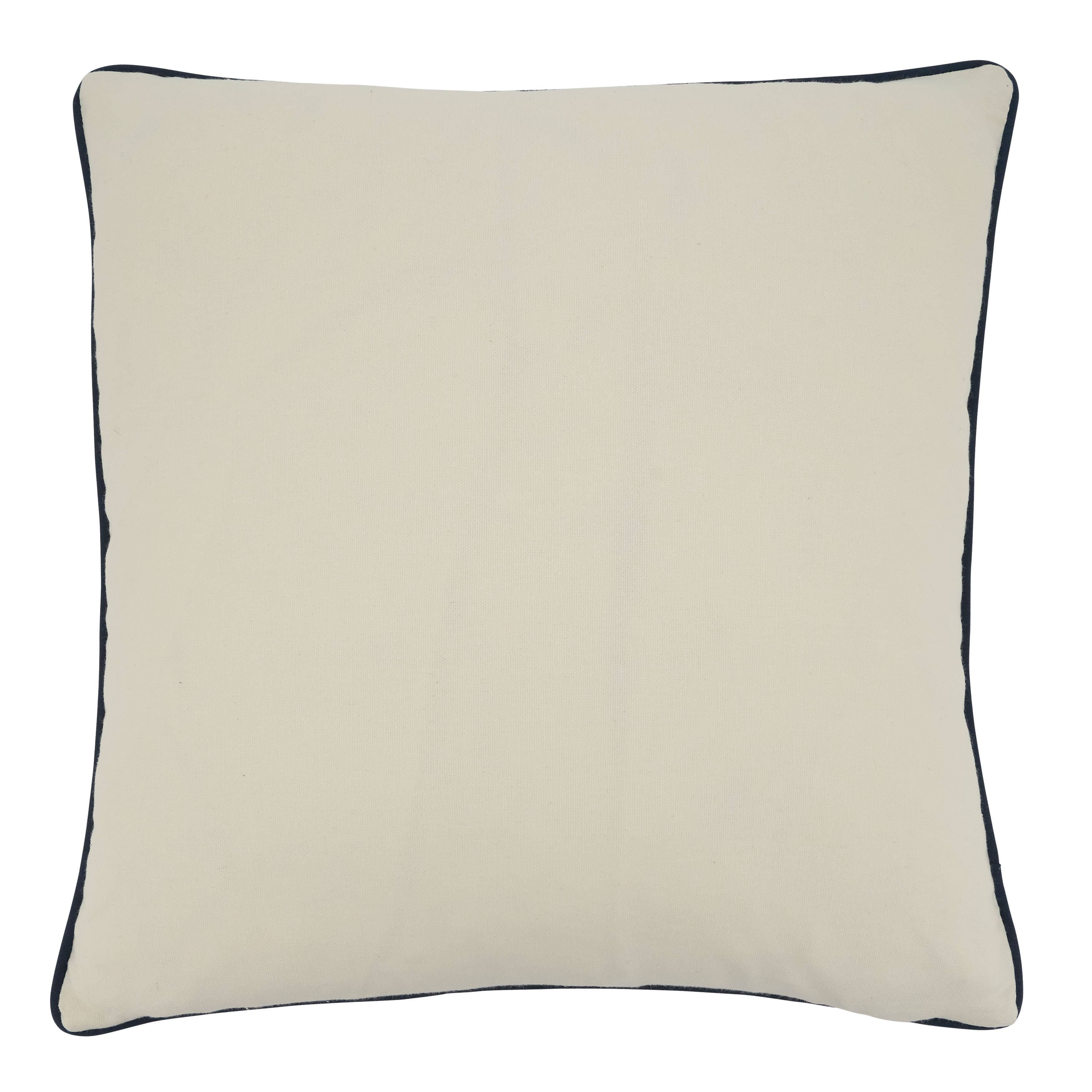 Throw Pillow With Oars