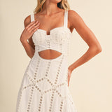 ID10399 EMBROIDERED CUTWORK BUSTIER FLARE LONG DRESS WITH MI