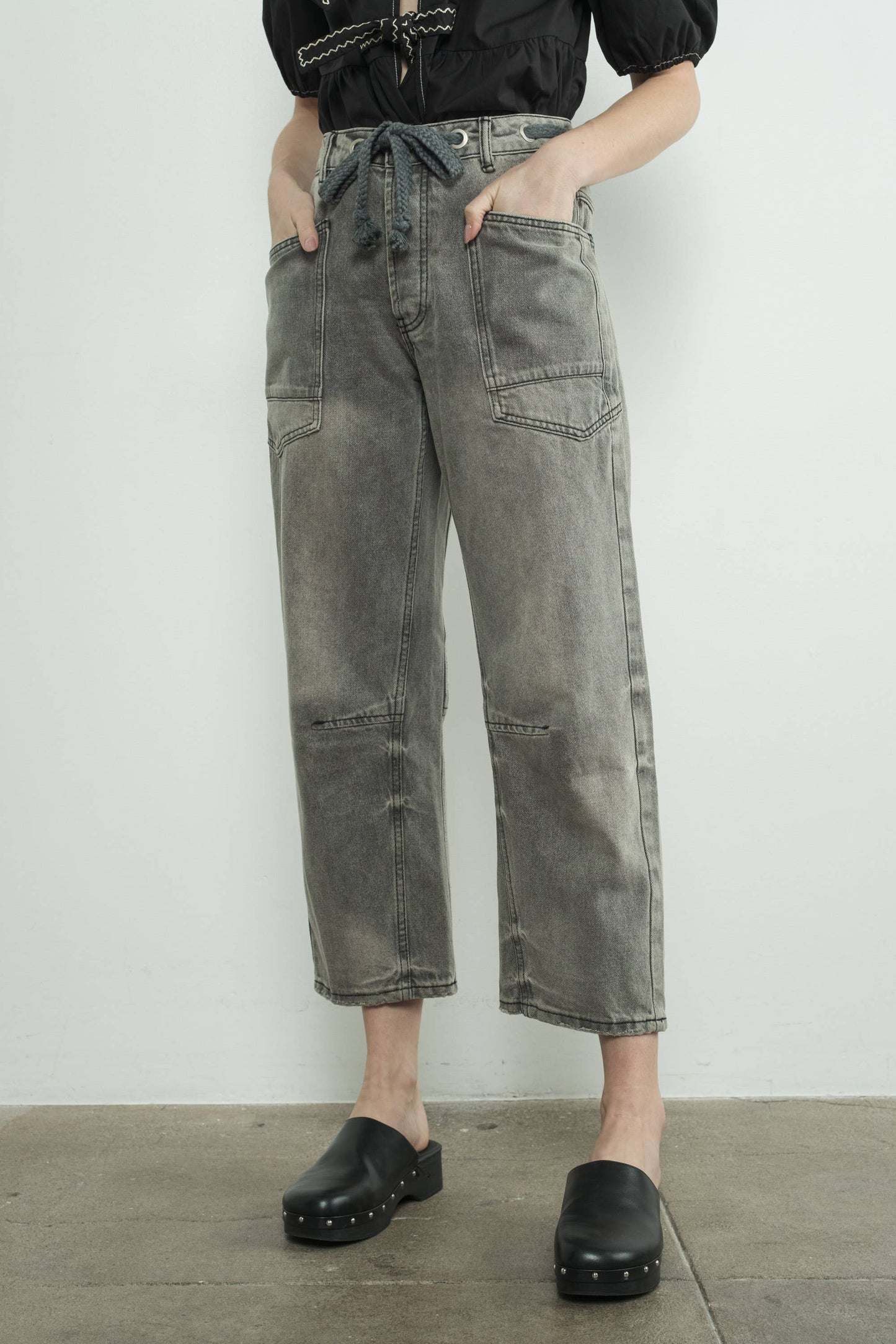 Barrel Denim Pants w/ Drawstring Waist