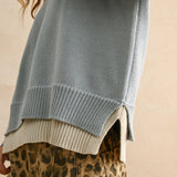 T5147   COLOR COMBO V-NECK SWEATER TOP