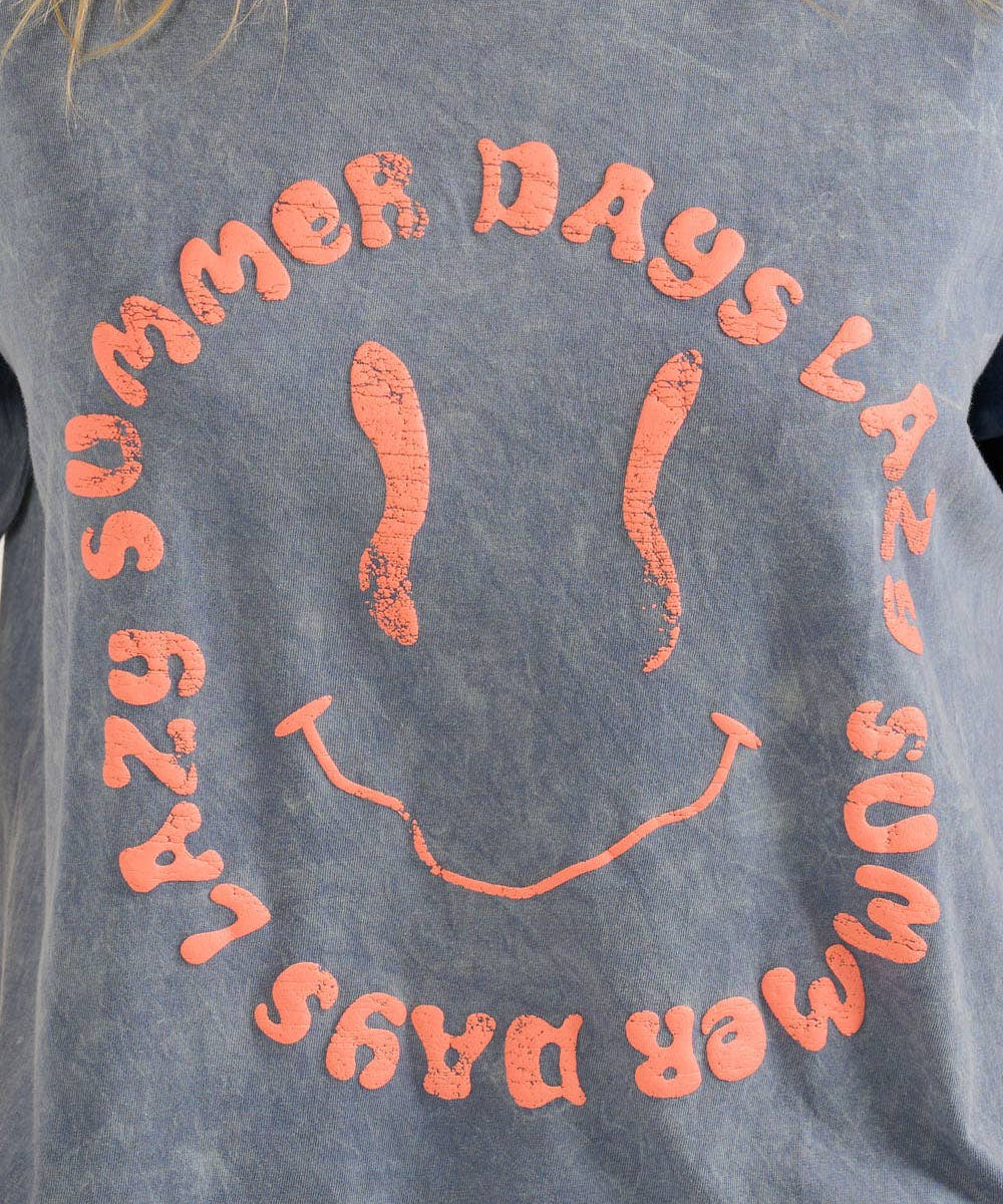 "Lazy Summer Days" Graphic Tee