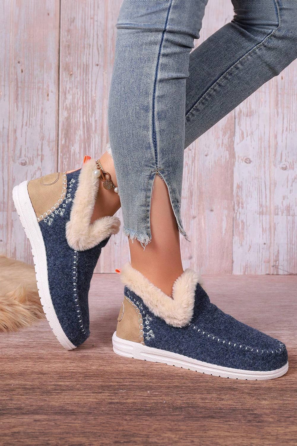 Suede Plush Lined Anklet Boots
