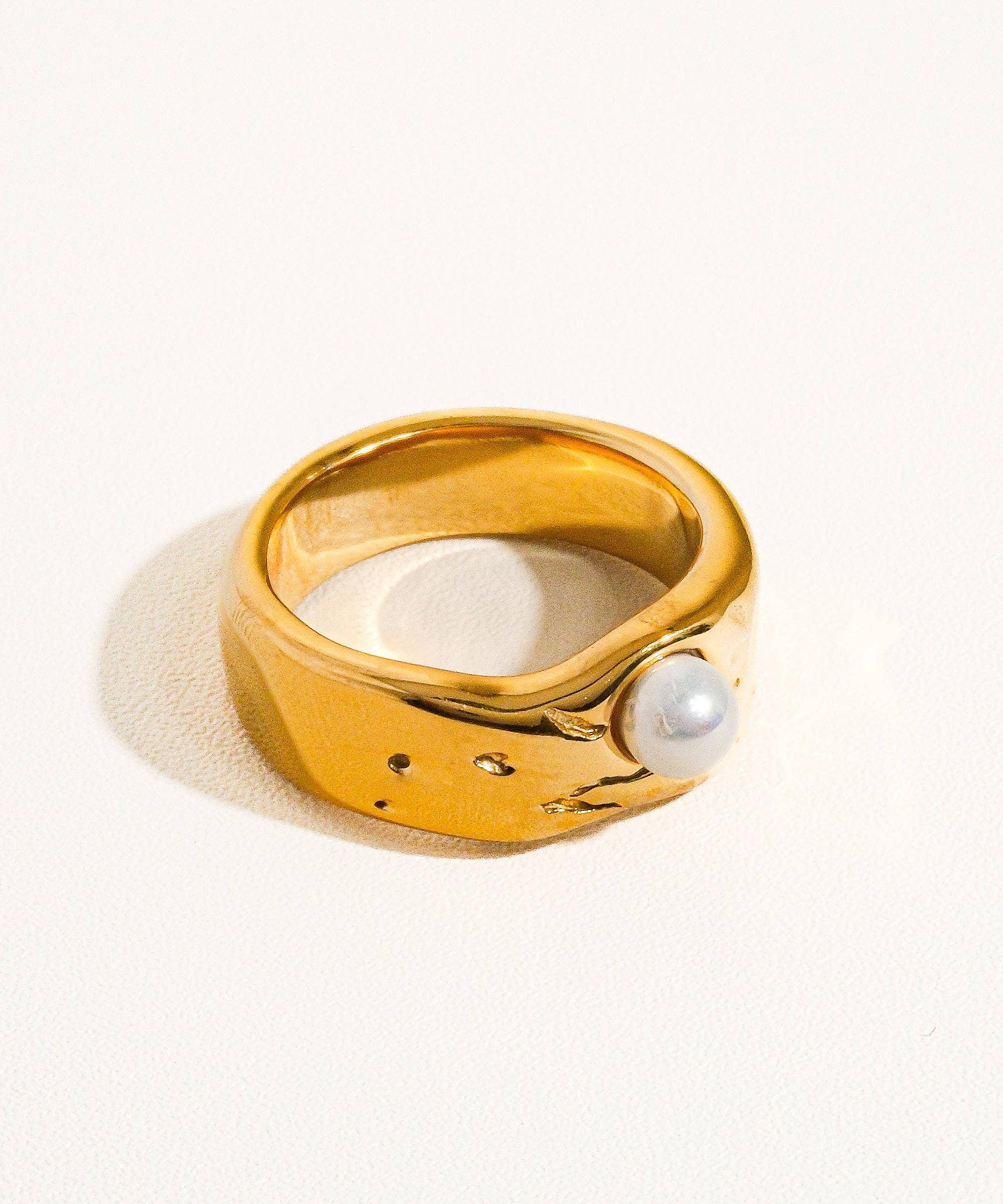 Pave 18K Gold Non-Tarnish Pearl Band Ring