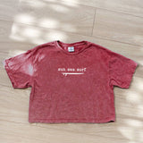 "sun sea surf" Cropped Mineral Graphic Top