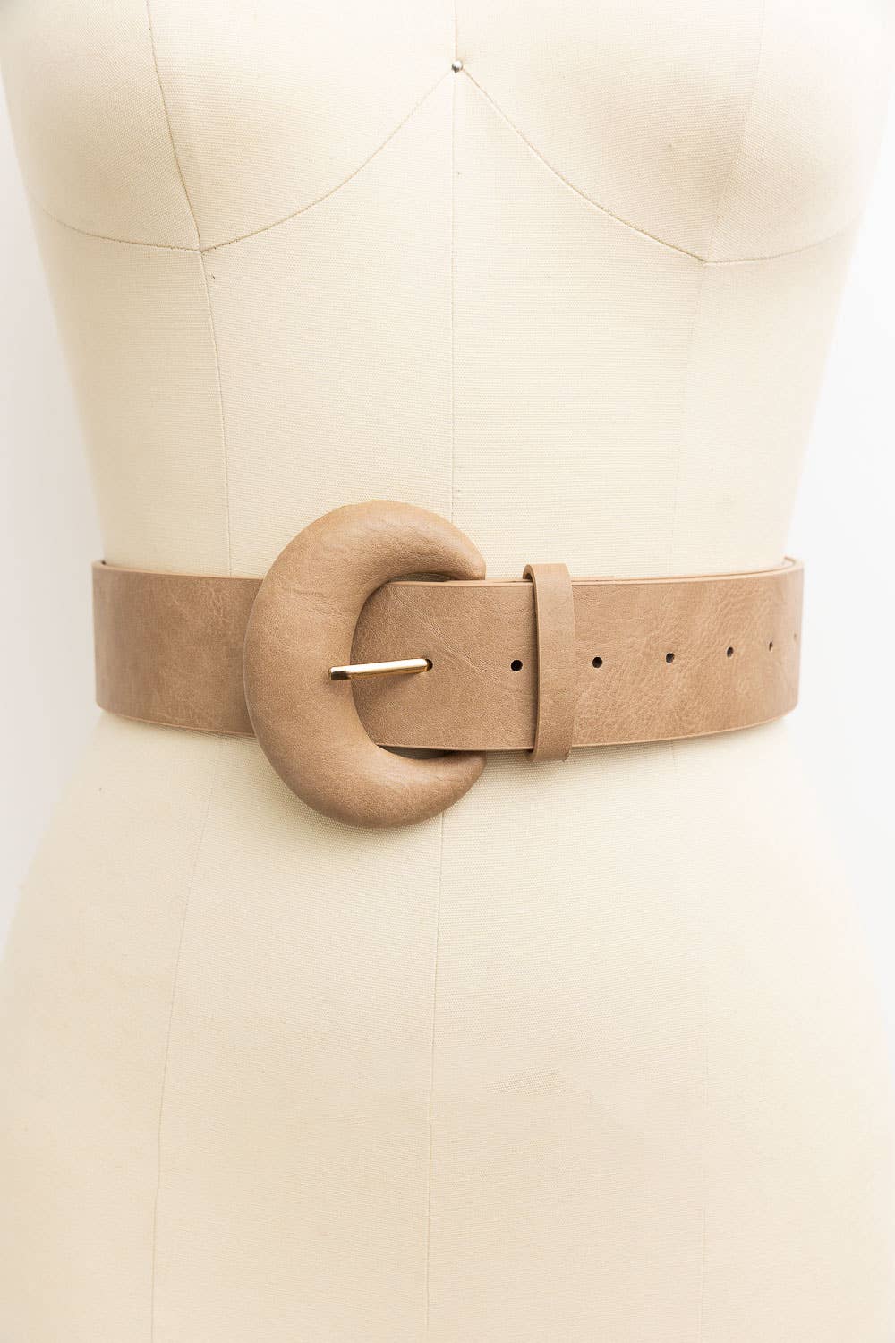 D-Ring Style Weathered Leather Belt