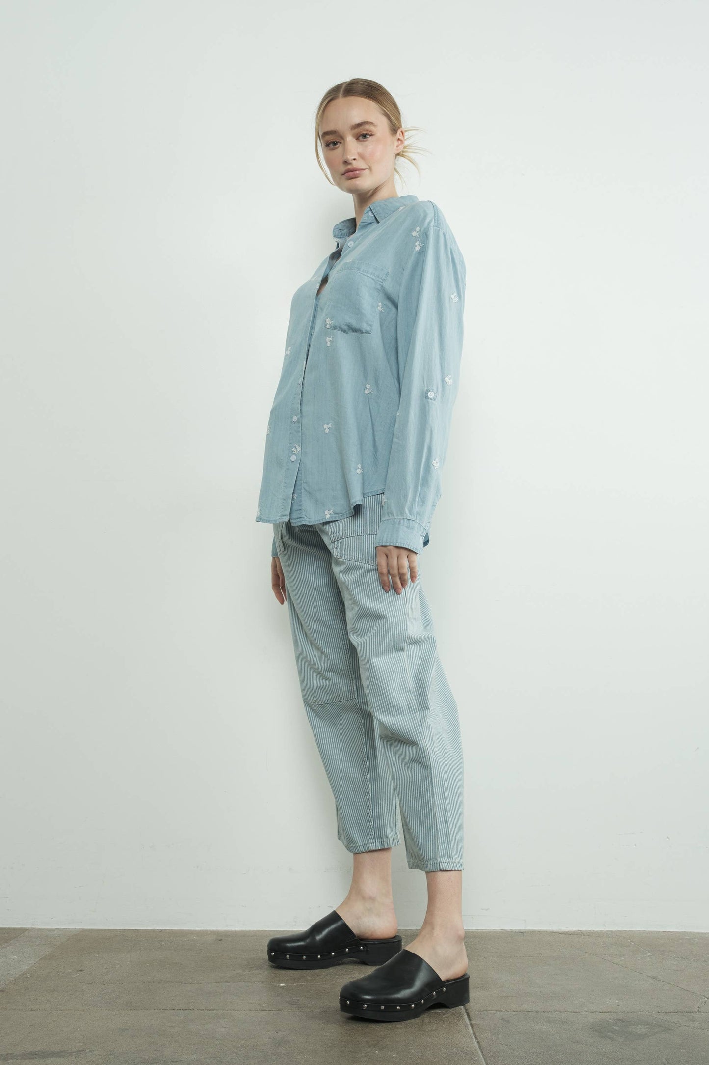 Barrel Denim Pants w/ Drawstring Waist