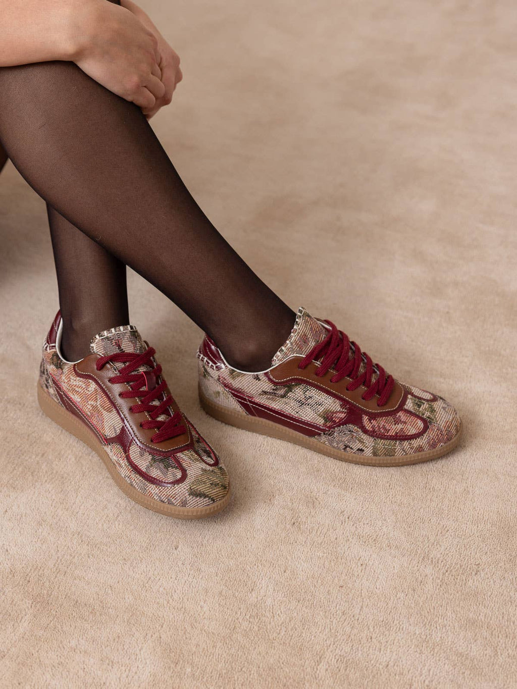 The Dalia | Mauve Sneaker