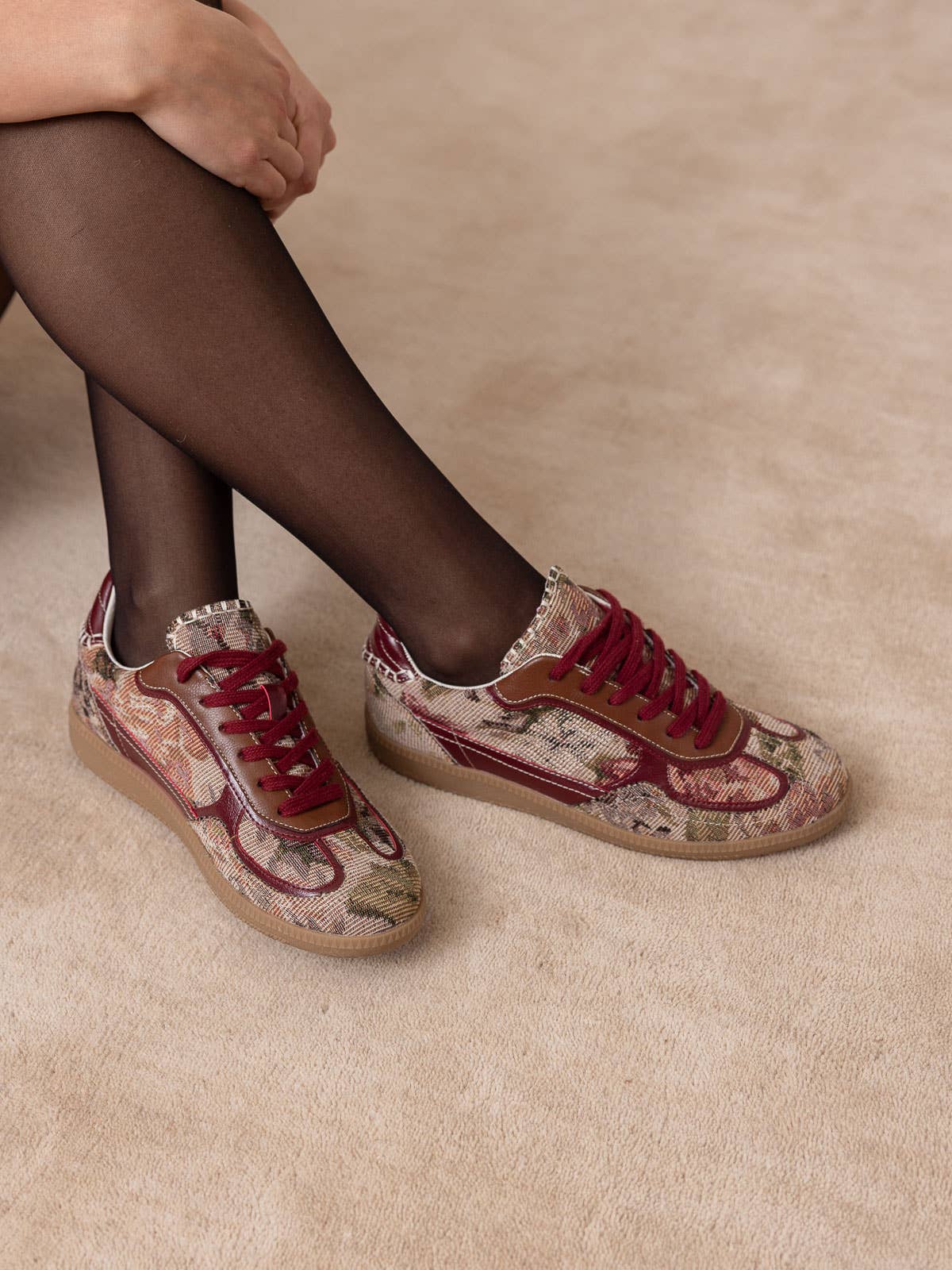 The Dalia | Mauve Sneaker