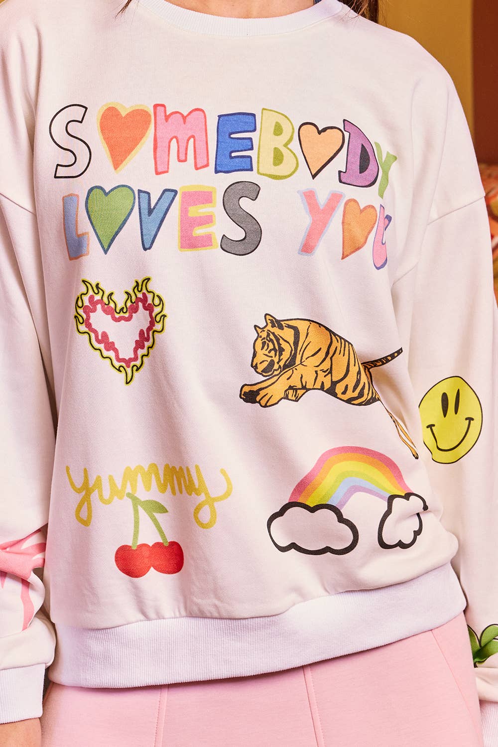 'Somebody Loves You' Graphic Sweatshirt