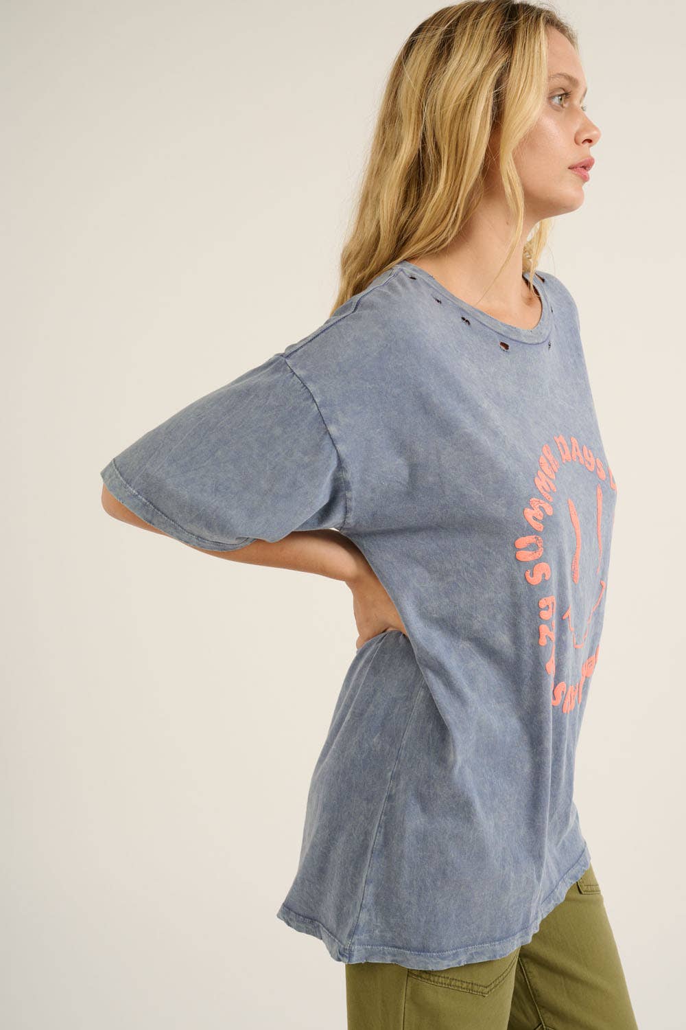 "Lazy Summer Days" Graphic Tee