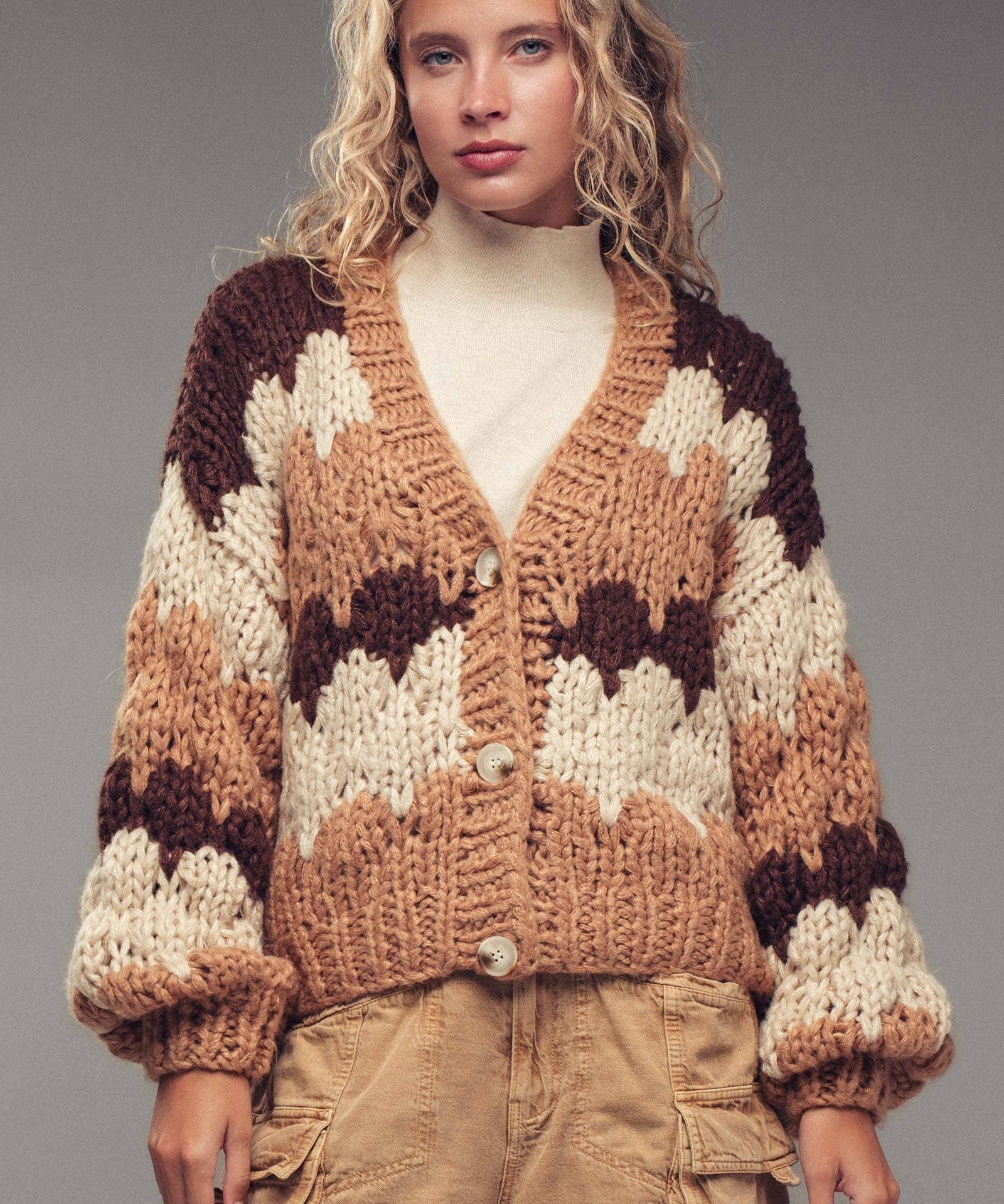 Chevron Chunky Knit Cardigan – Balloon Sleeves, Cropped Fit