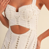 ID10399 EMBROIDERED CUTWORK BUSTIER FLARE LONG DRESS WITH MI