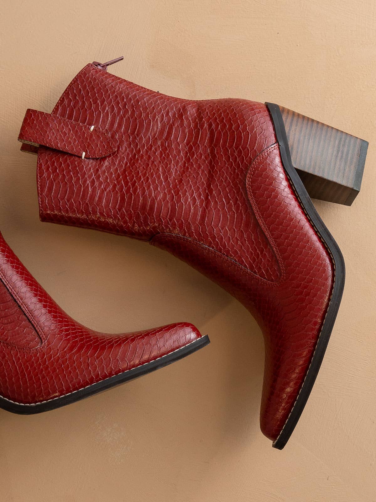 The Tara | Red Western Boots
