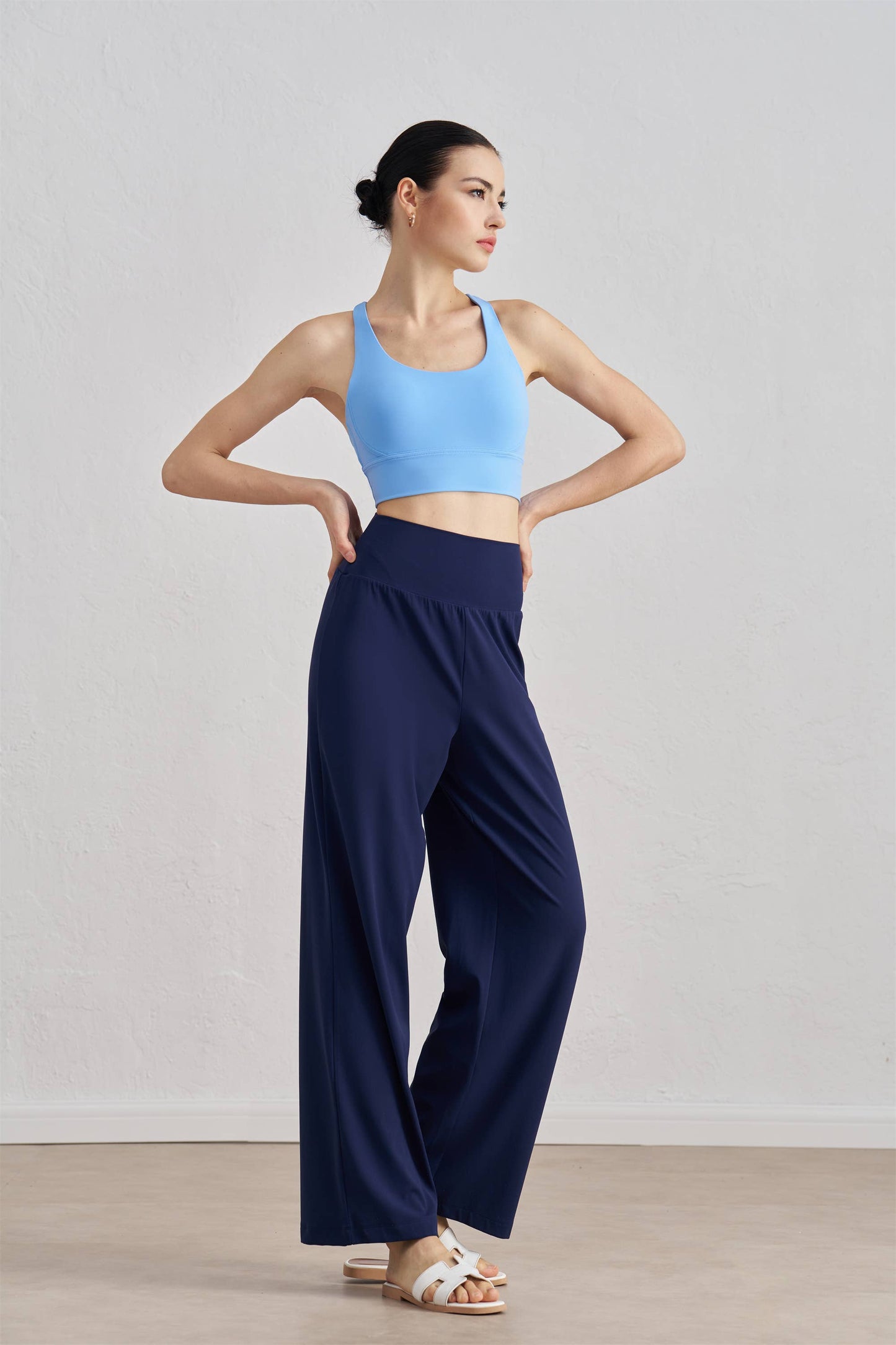 Isabella Strappy Back Sports Bra