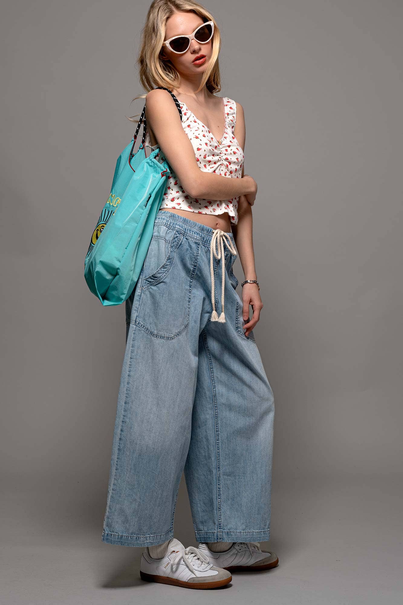 Coastal Breeze Wide-Leg Cropped Denim Pants
