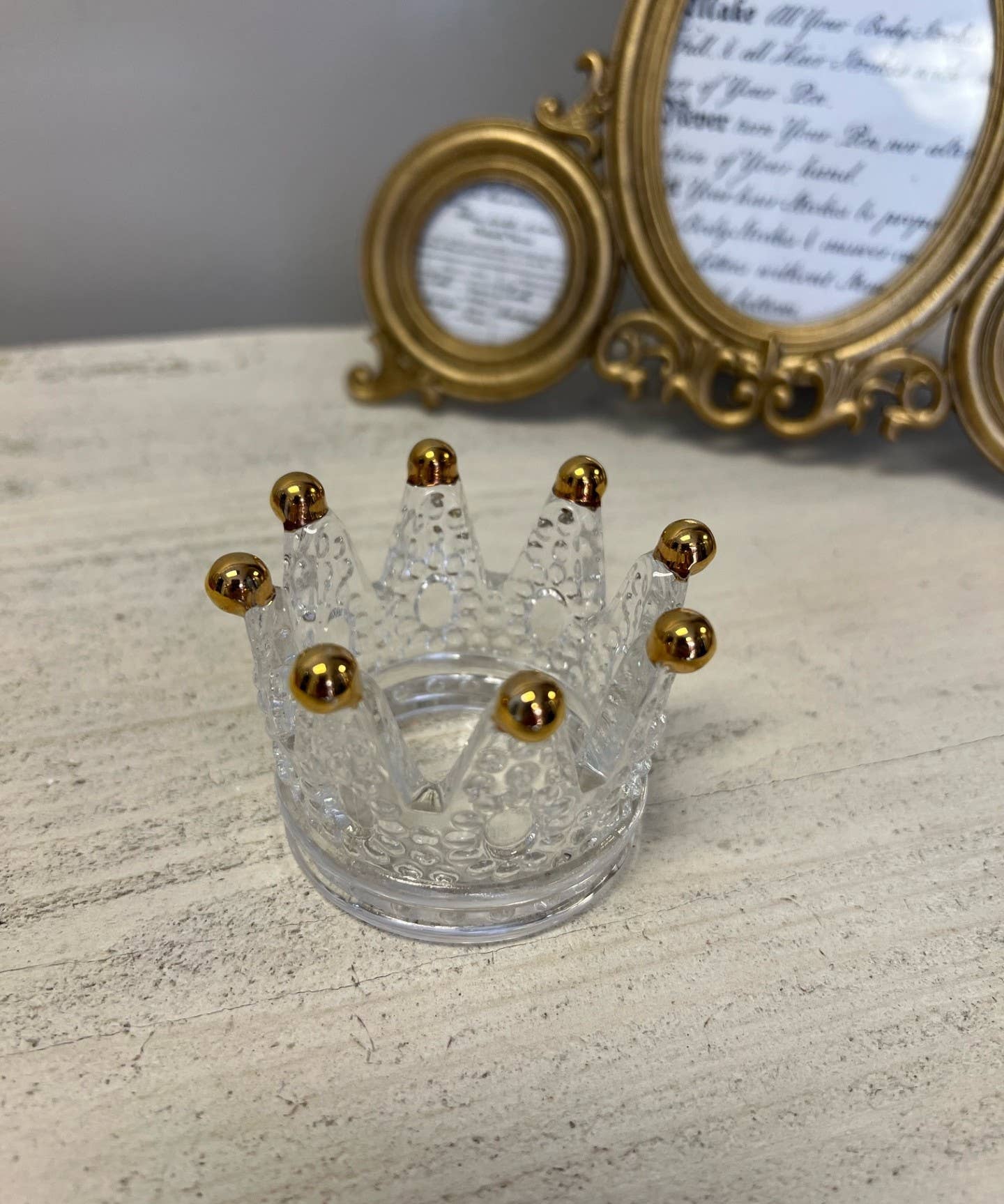 Grown Class Jewelry Holder