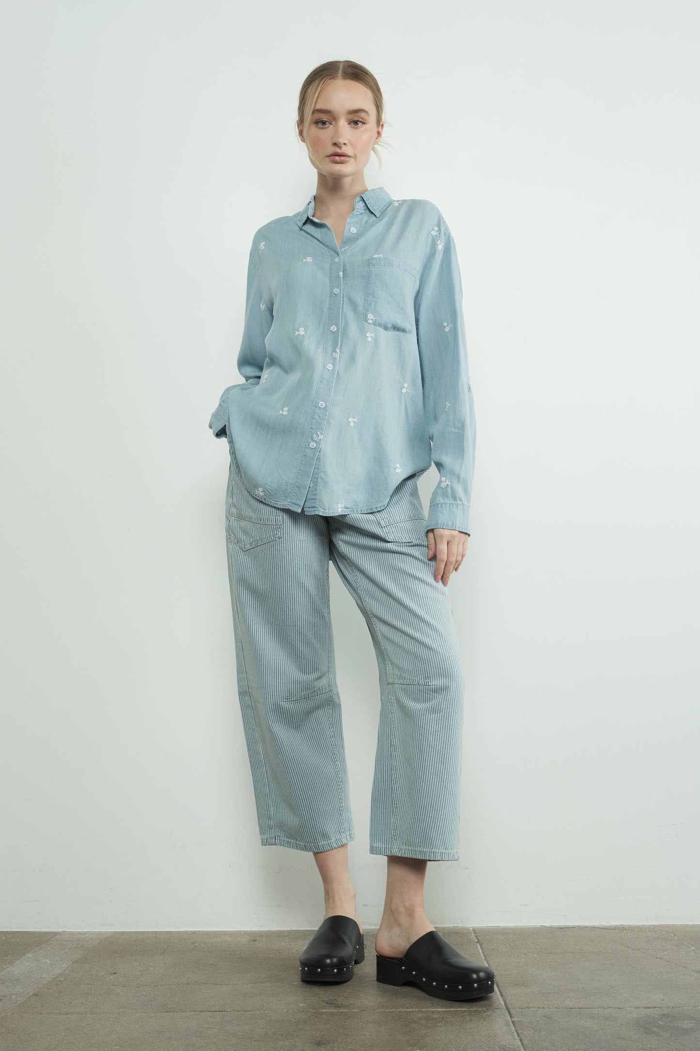 Barrel Denim Pants w/ Drawstring Waist