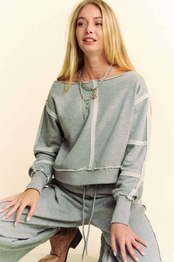 Raw Edge Outseam Sweatshirt