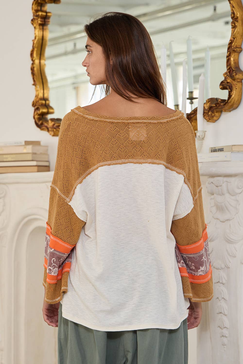 Contrast Bell Sleeves Sweater
