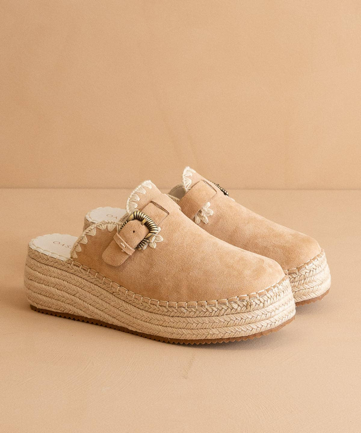 The Edith | Almond Clog