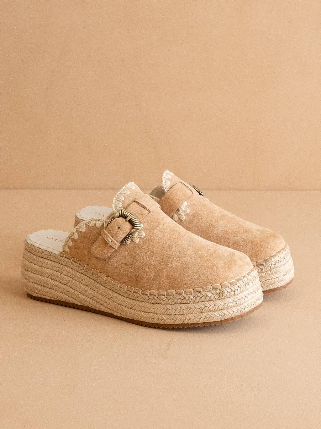 The Edith | Almond Clog
