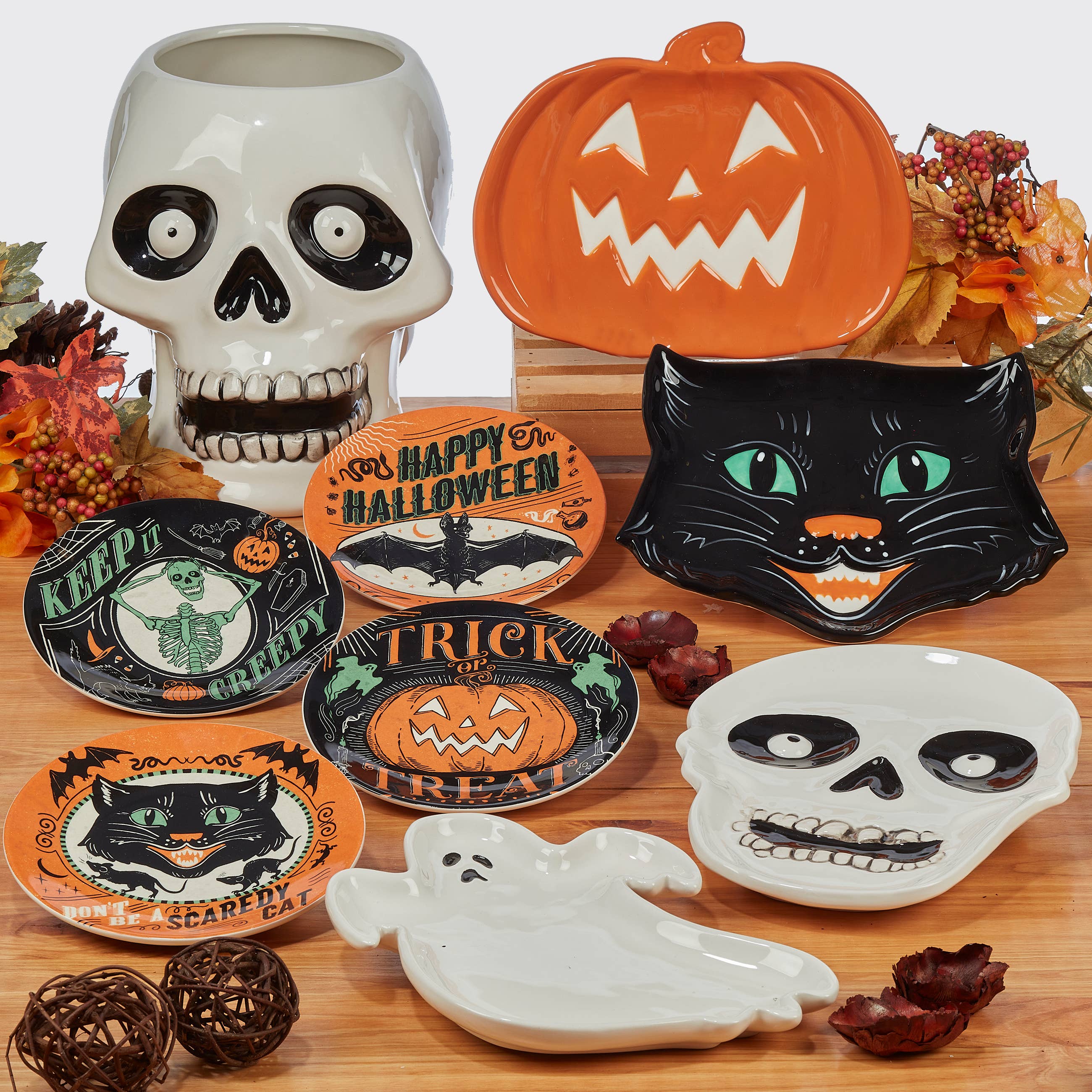 Scaredy Cat Halloween Canape Plate Round