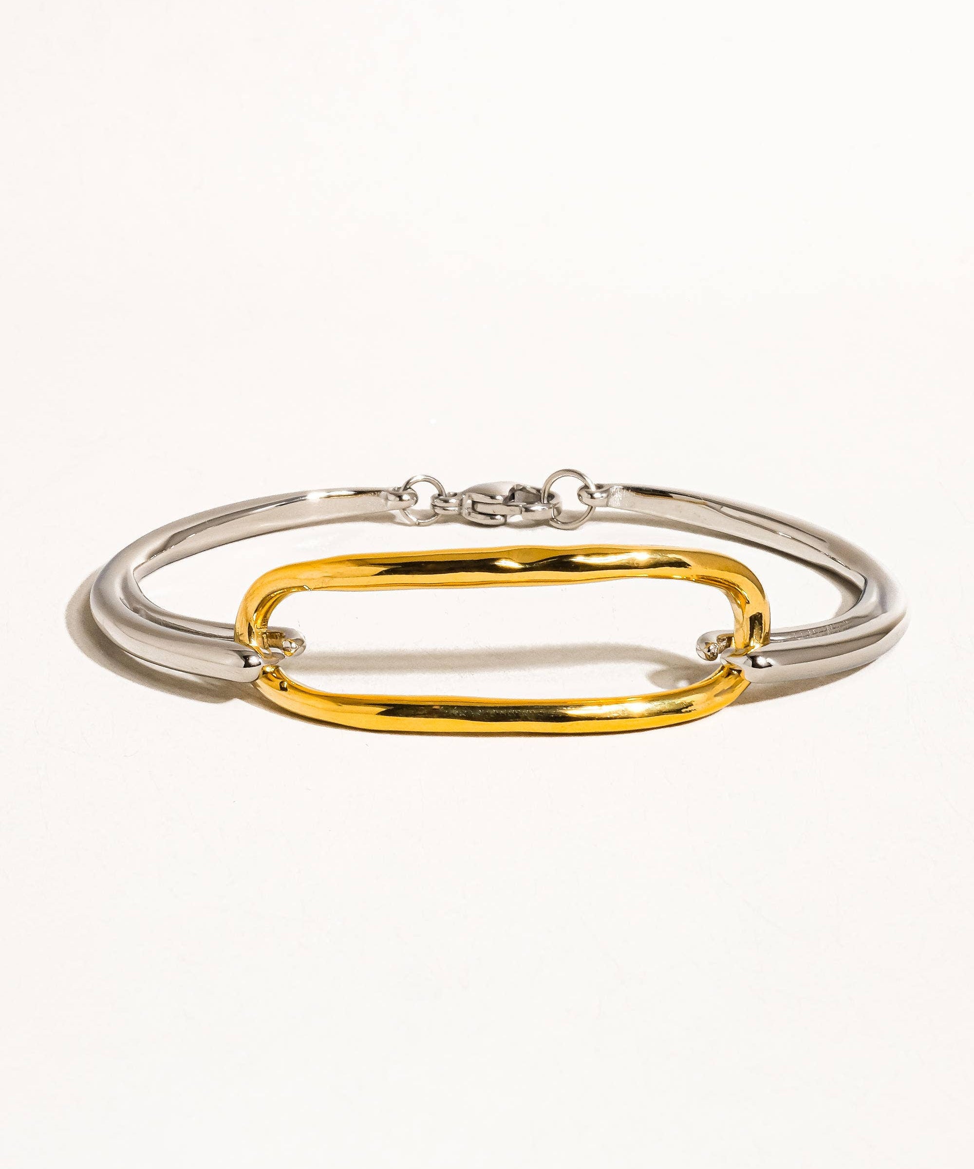 Lilith 18K Non-Tarnish Hoop Bracelet