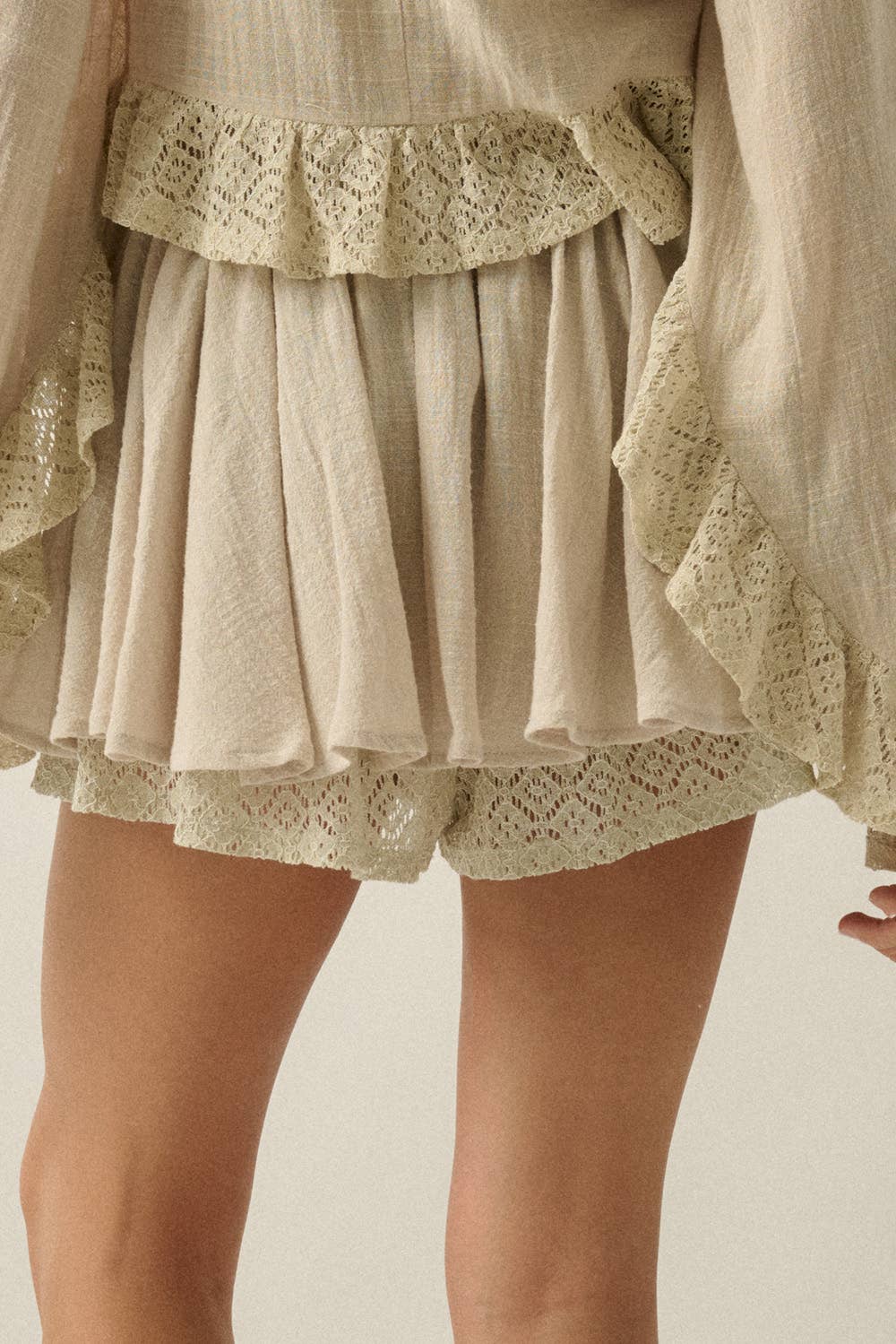 Cotton Gauze and Crochet Lace Gathered Drawstring Skort