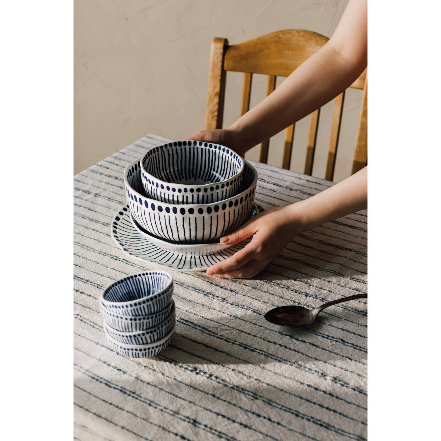 Sprout Stamped Pinch Bowls - Set of 4