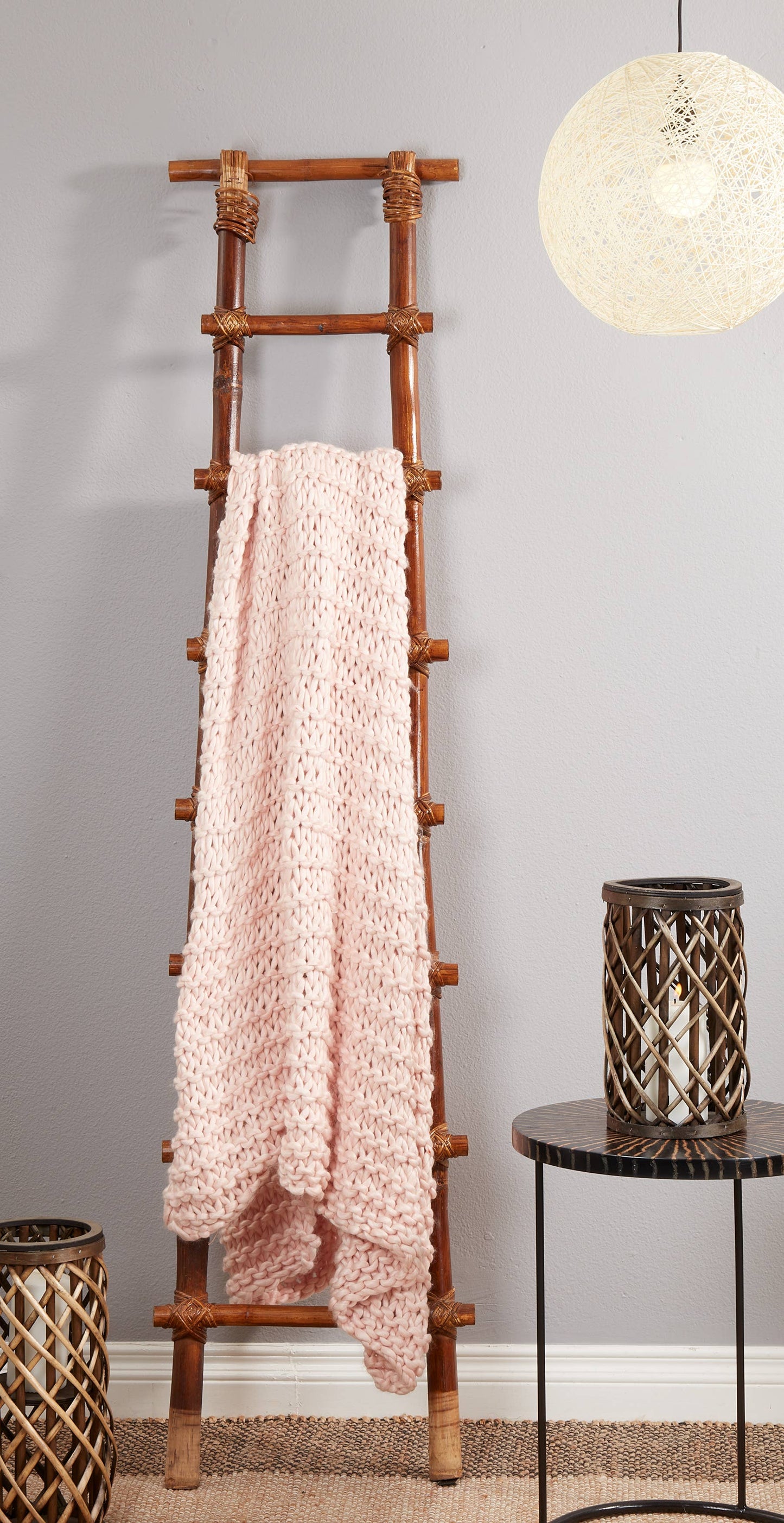 Vintage Style Chunky Knit Throw