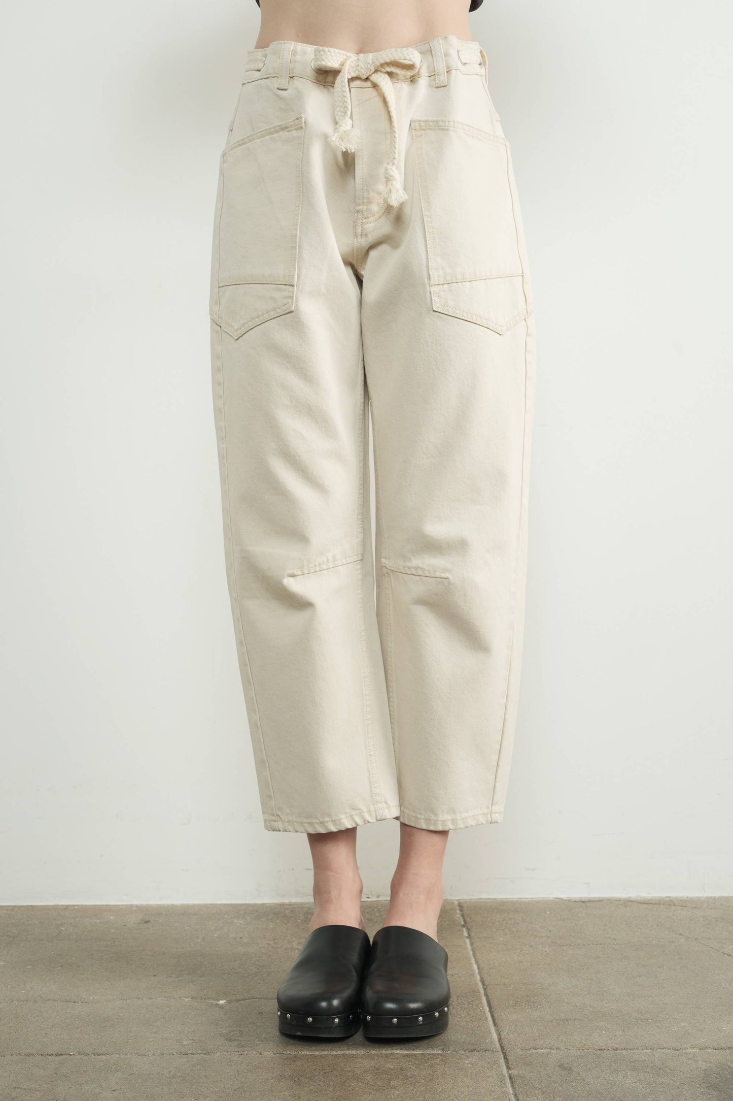 Barrel Denim Pants w/ Drawstring Waist