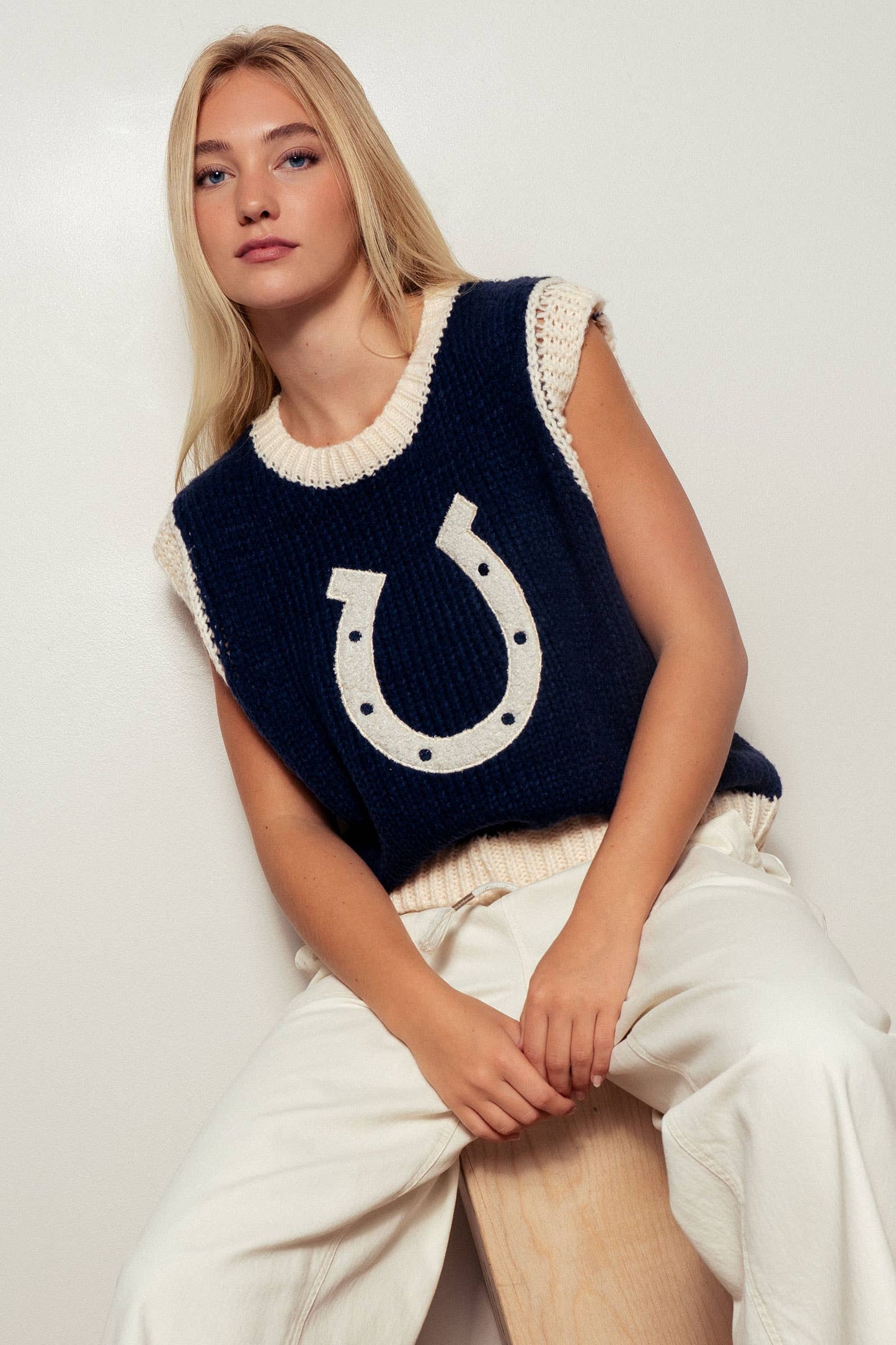 Horseshoe Knit Sweater Vest