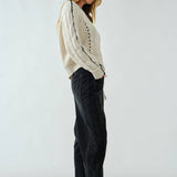 AJP5114 EMBROIDERED DETAIL COTTON BARREL PANTS