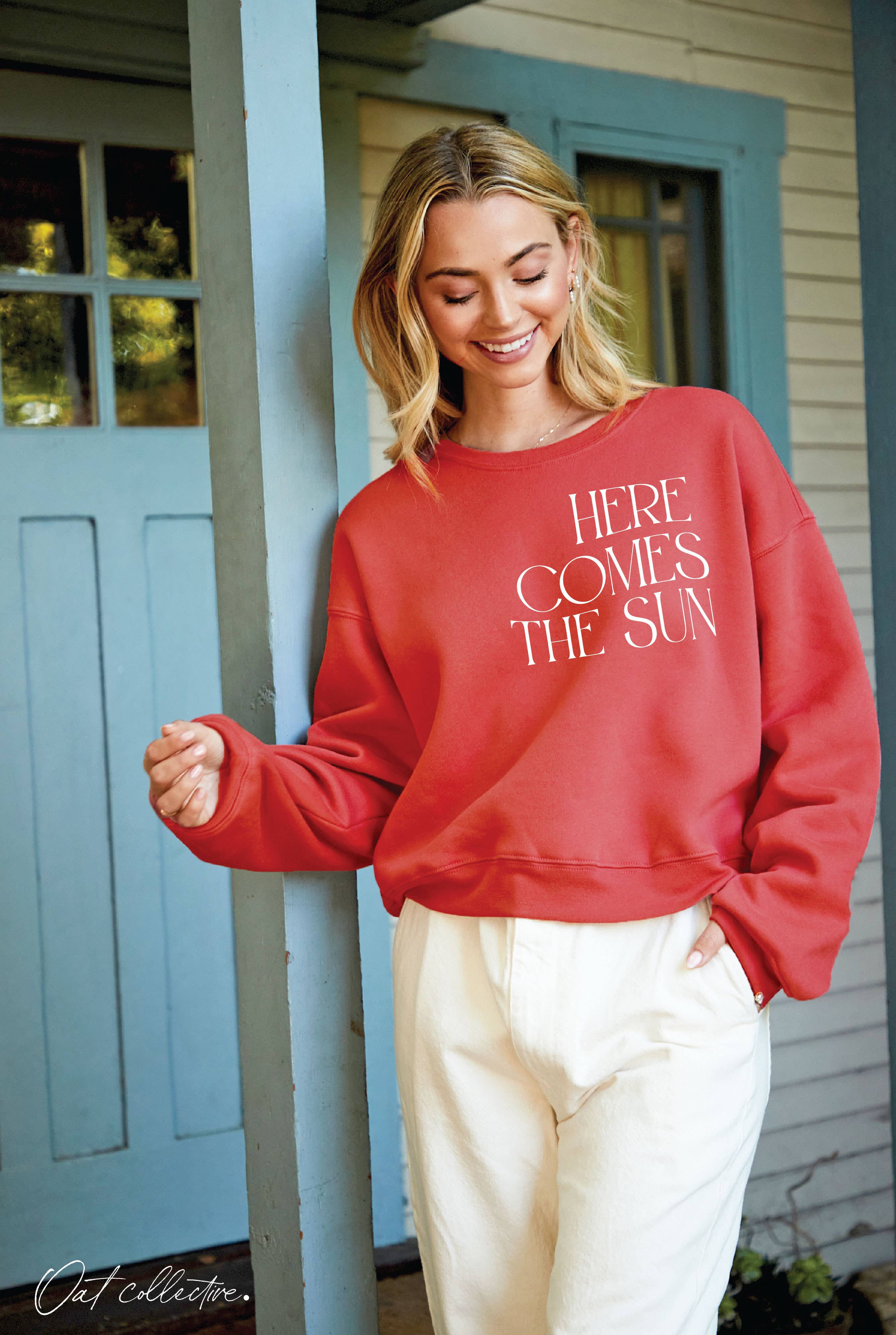 "HERE COMES THE SUN" Graphic Sweatshirt