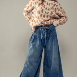 Pleated Wide-Leg Button Closure Pants