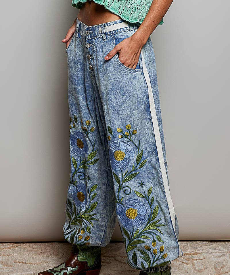 Embroidered Twill Jogger Pants